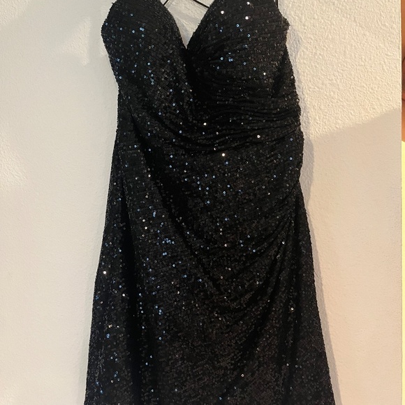 Black Mini Homecoming Dress - Picture 3 of 4